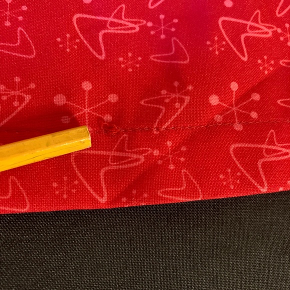 Chochie Casuals Shirt Red Mens Lady Luck Size XL NWT - Picture 12 of 12